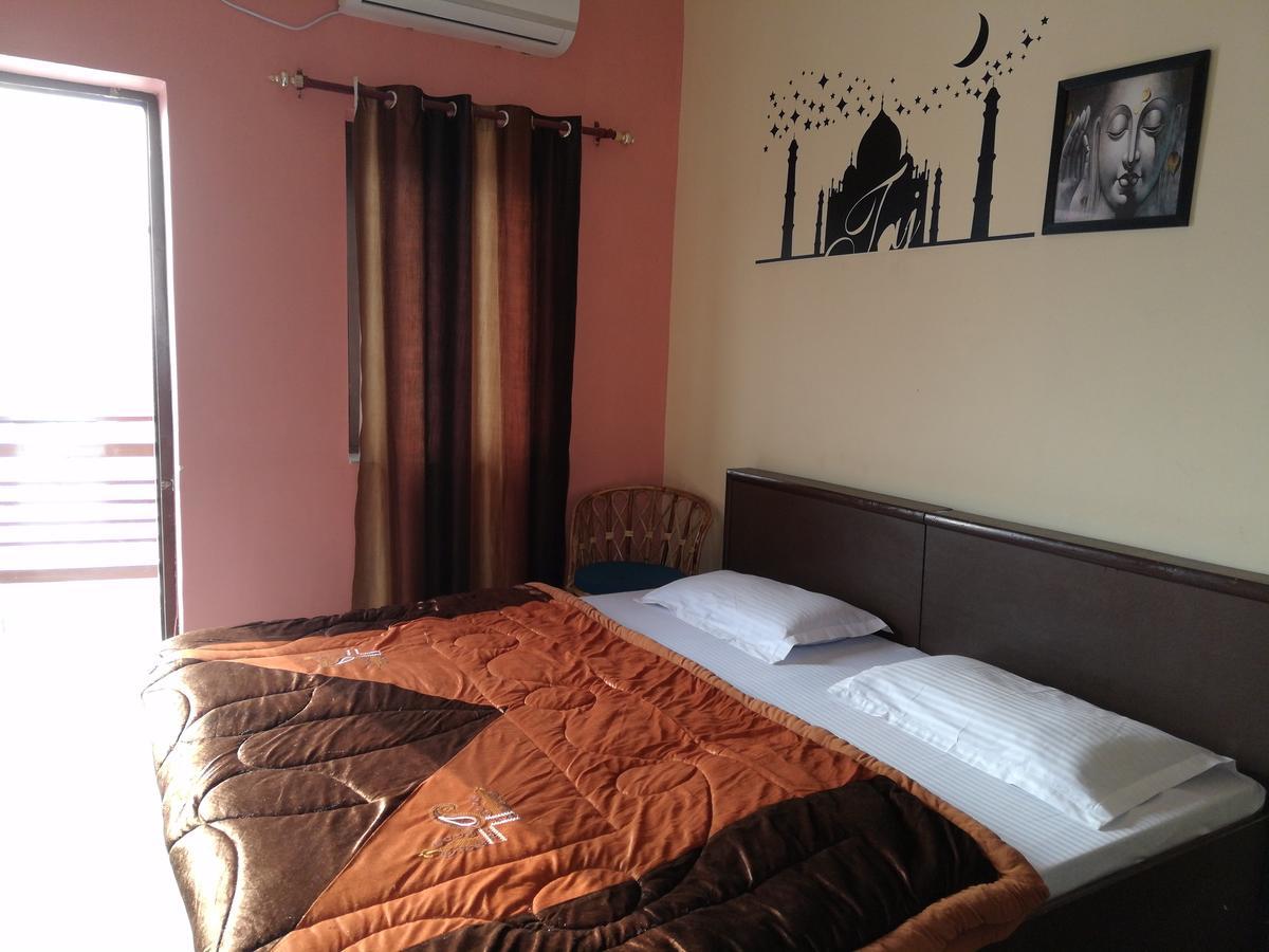 Raahi The Travellers Nest Hotel Rishīkesh Eksteriør billede